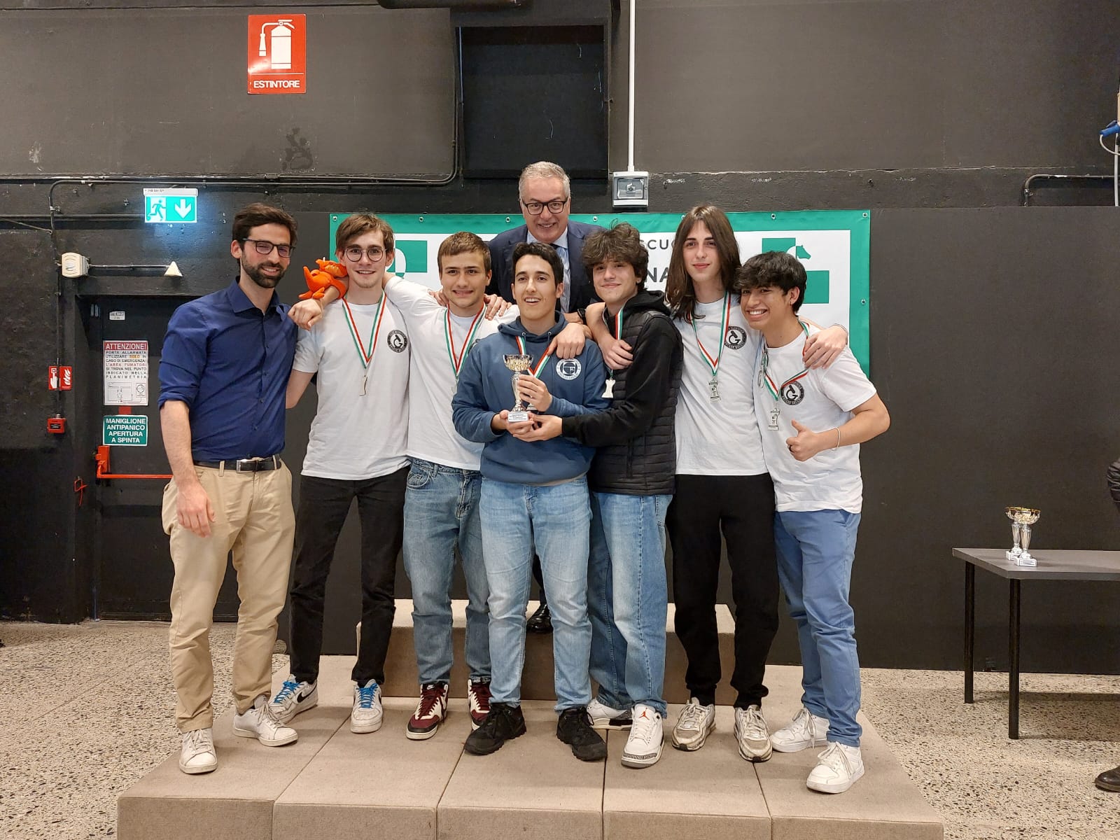 学生国际象棋锦标赛：全国锦标赛的“San Vincenzo”和“Galilei”